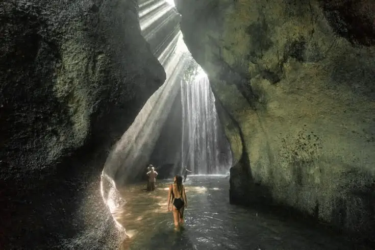 10 Most Instagrammable Photo Spots in Bali 2026: Recommended Locations, Best Hours, and Photo Tips