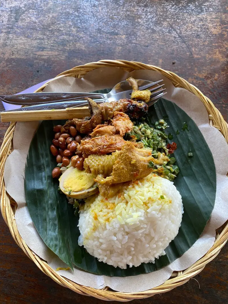 Ibu Mangku's Kedewatan Chicken Rice Stall - Gallery 1
