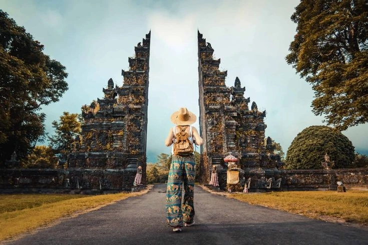 Bedugul & Tanah Lot Tour Package